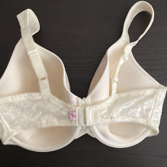 Wacoal Full Coverage Bra 853167 Size 36DDD - Picture 3 of 6